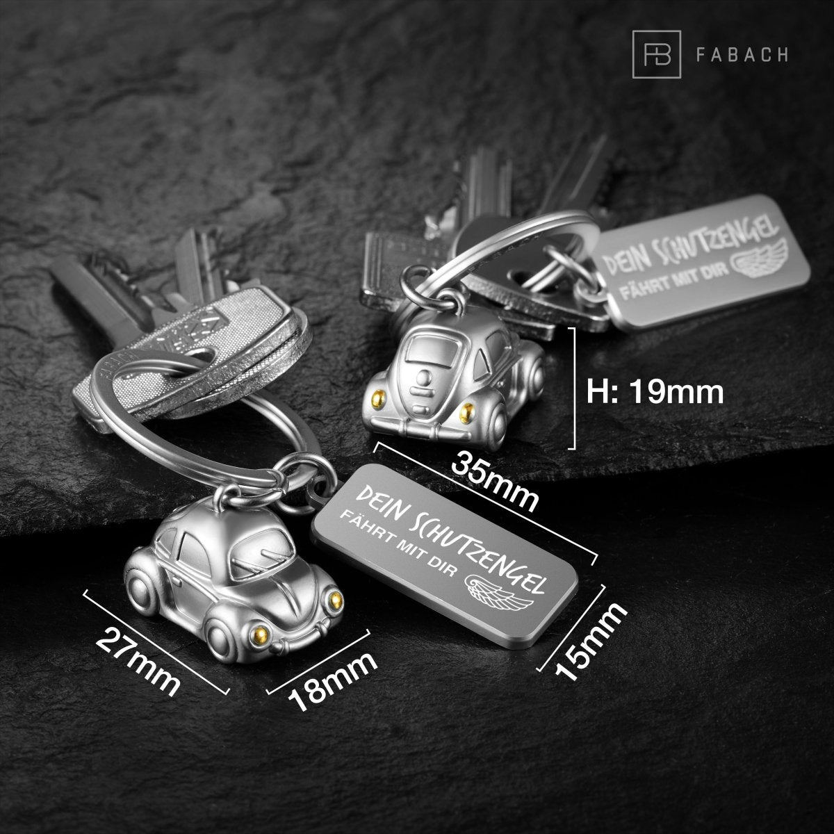 "Car" Miniatur Auto Schlüsselanhänger - Süßer Glücksbringer für Autofahrer - mit Gravur "Dein Schutzengel fährt mit Dir"